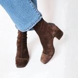Ivone – Botas Elegantes com Confortável Salto Alto