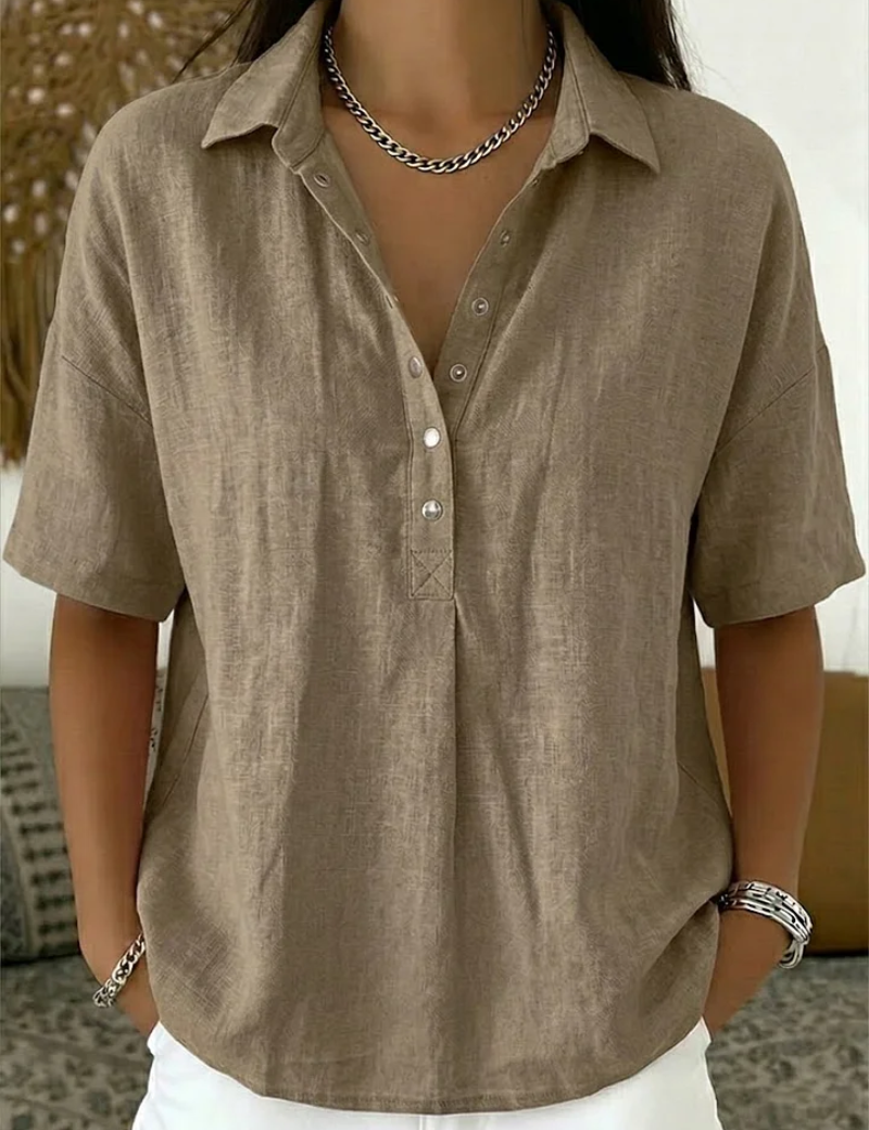 Tessa | Blusa com gola e detalhe com botões