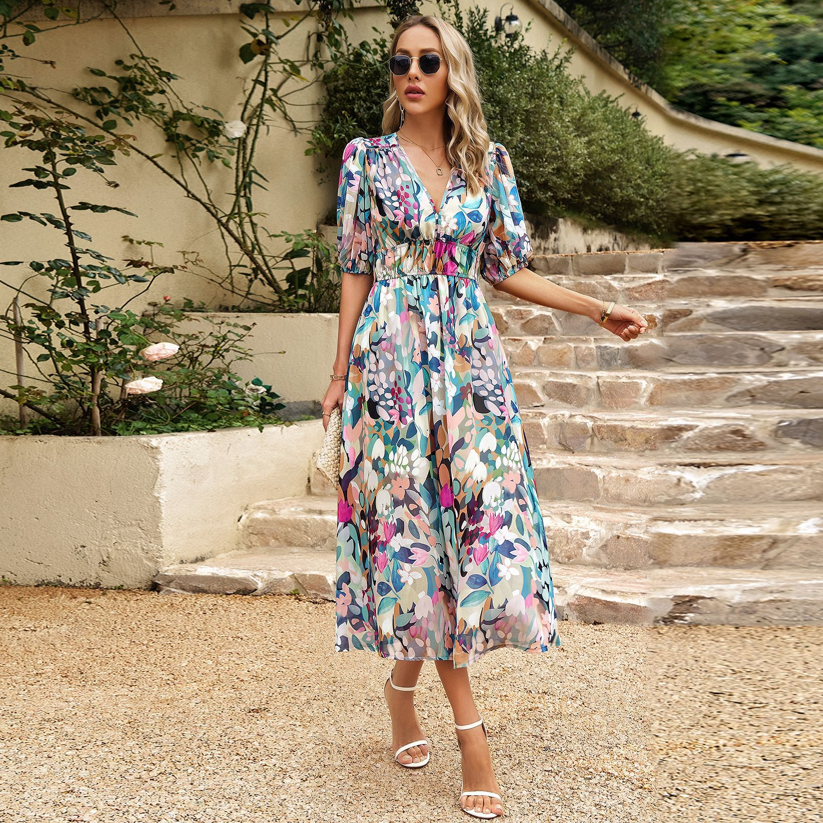 Eli | Vestido encantador com decote em V