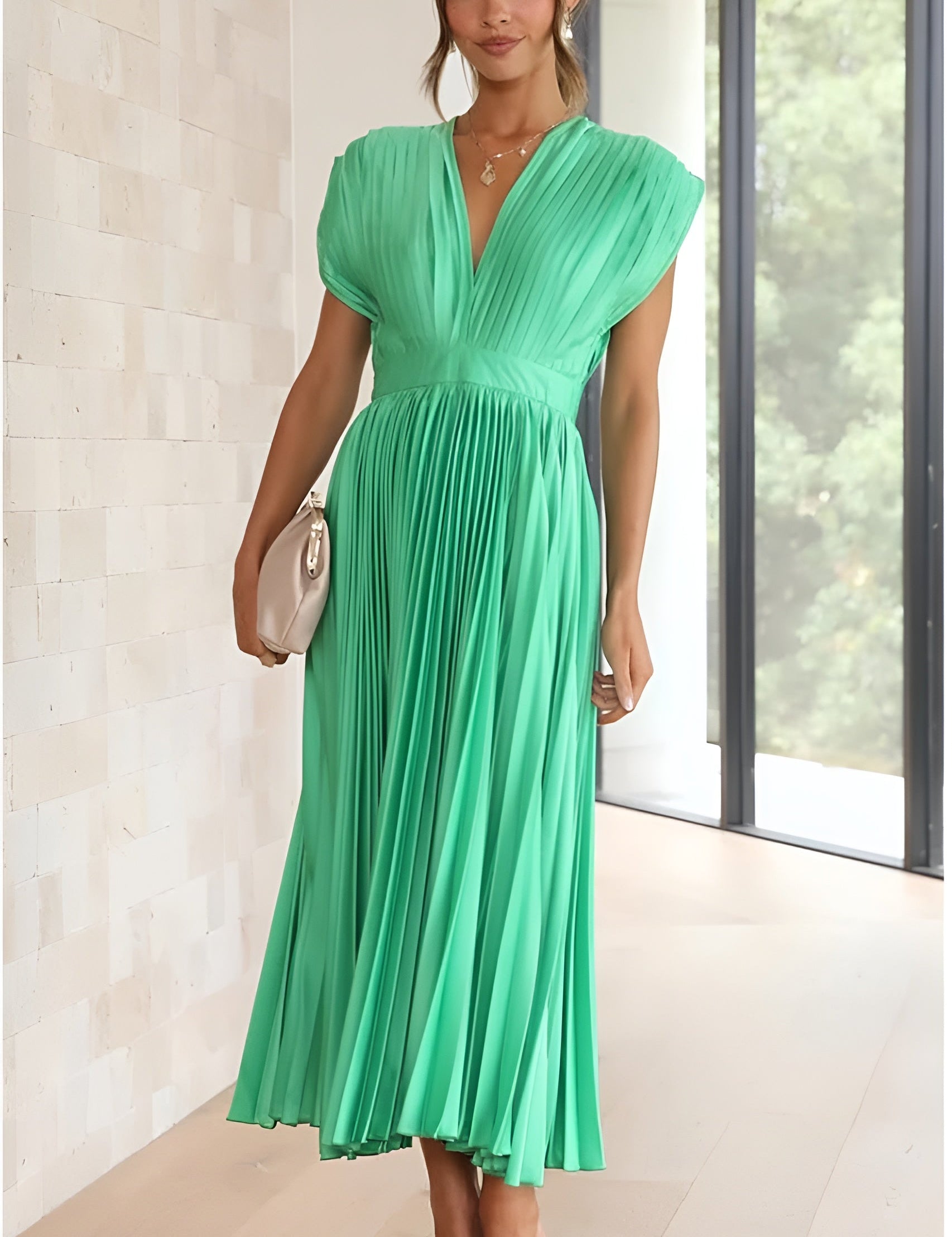 Selina | Vestido sem mangas com pregas e fecho