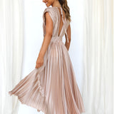 Selina | Vestido sem mangas com pregas e fecho