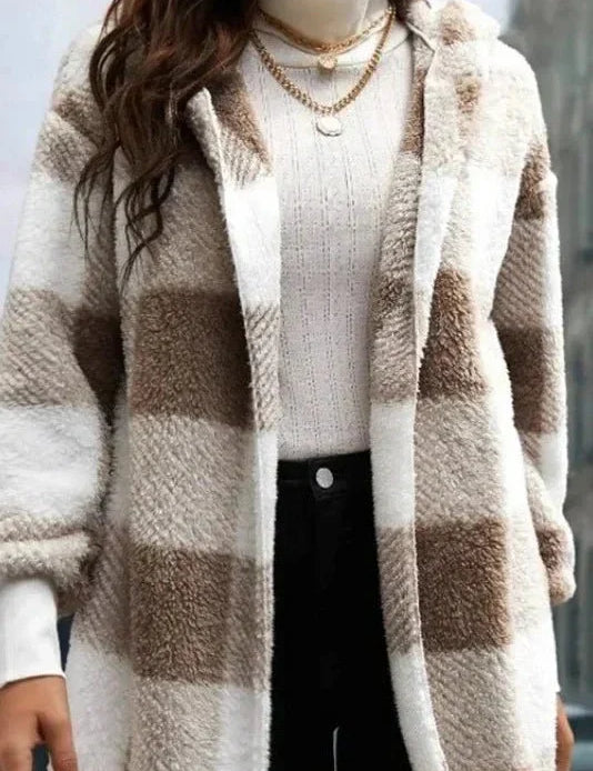 Alberte | Sweatshirt com capuz em xadrez