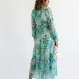 Kamil | Vestido maxi com mangas longas e estampado colorido