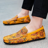 Mocassins de Couro com Design Colorido