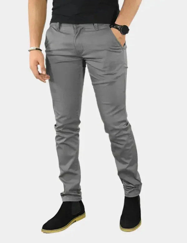 Daniel™ | Calças Slim Fit Básicas