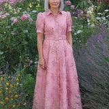 Amélie | Vestido maxi com mangas curtas e cinto colorido