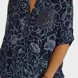 Johanne | Blusa com flores em azul