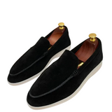 Mocassins clássicos em camurça