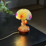 Lâmpada boho colorida com cogumelos