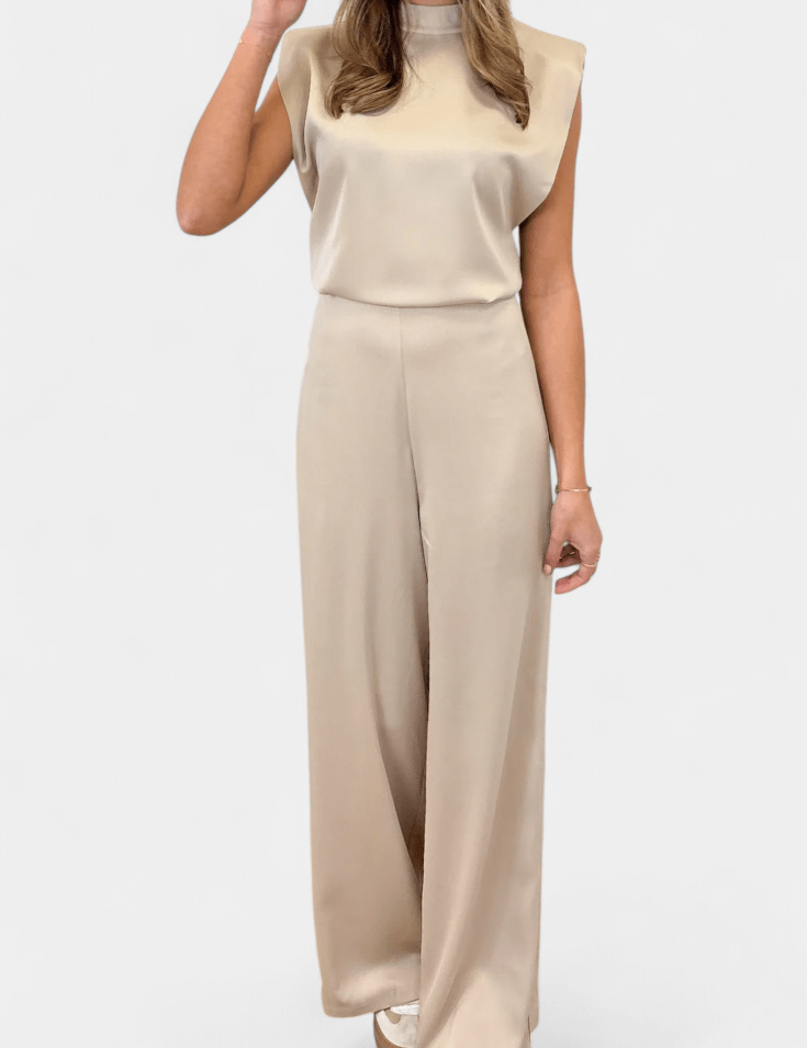 Laura | Macacão Elegante