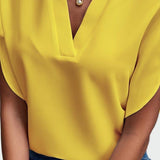 Stine | Blusa com decote em V