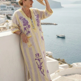 Íris | Vestido maxi com riscas coloridas, decote em V e mangas 3/4