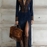 Teresa | Vestido longo com bordado e fecho frontal