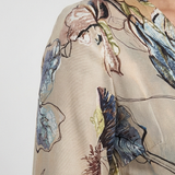 Karoline | Maxi vestido com flores de carteira e mangas três quartos
